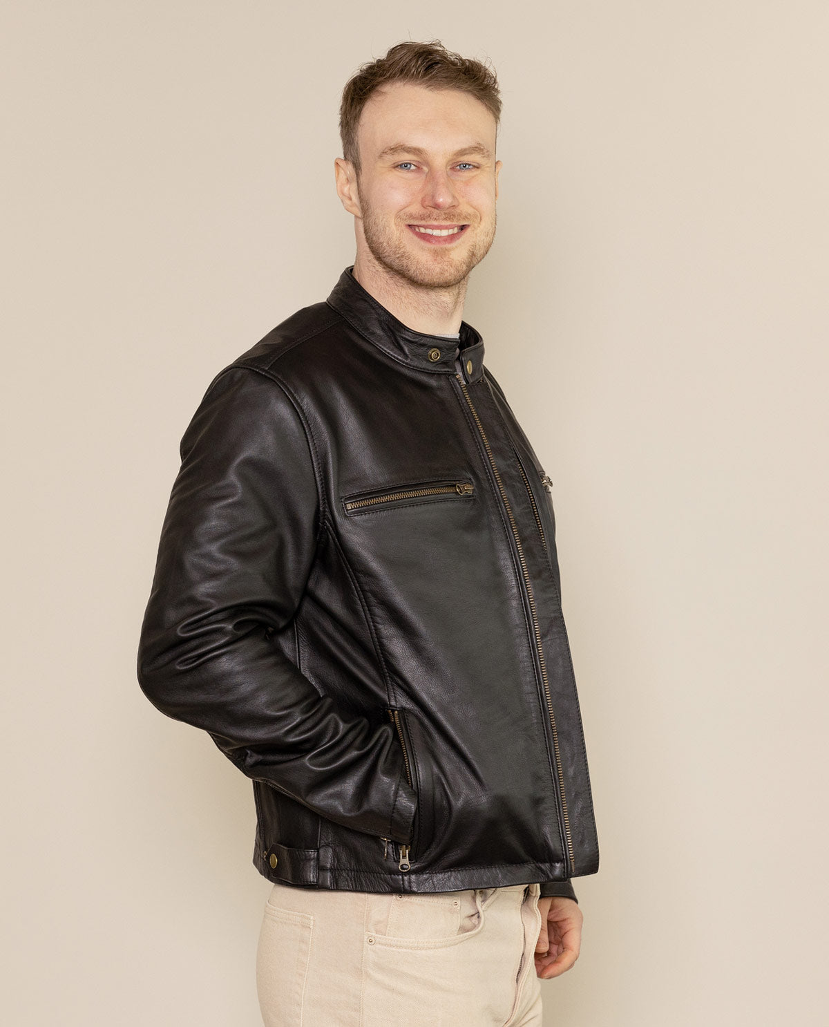 Leather jacket 
