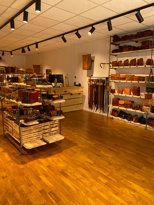 Repair service in store