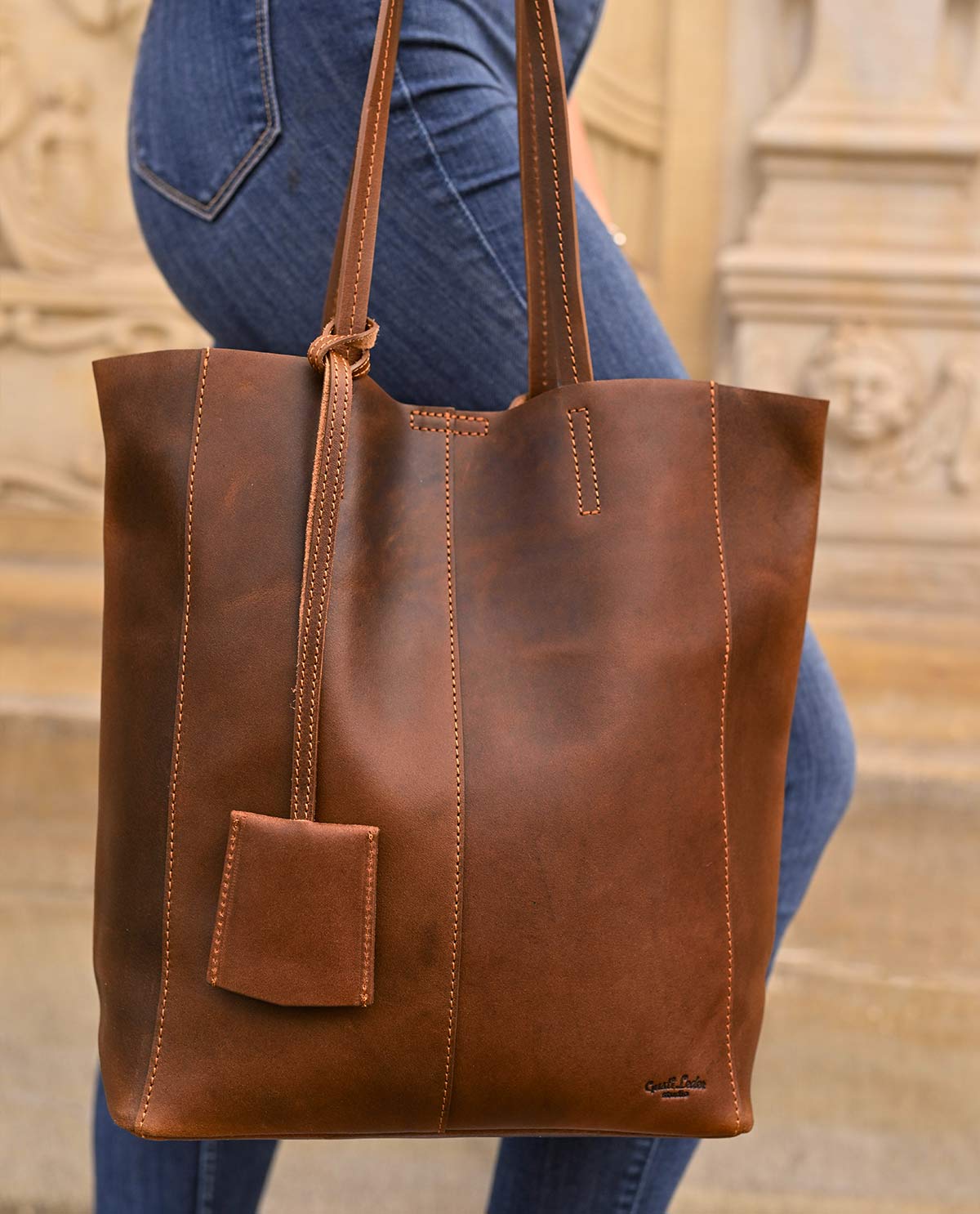 Cassidy leather shopper bag at Gusti Leather – Gusti Leder